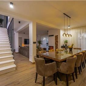 5 bedroom villa with pool near Crikvenica, sleeps 10